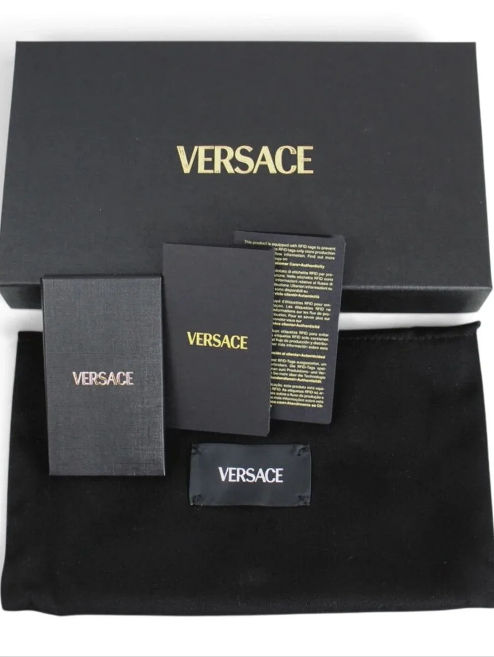 Like NEW Versace Barocco English Rose Jacquard Leather Long Wallet!